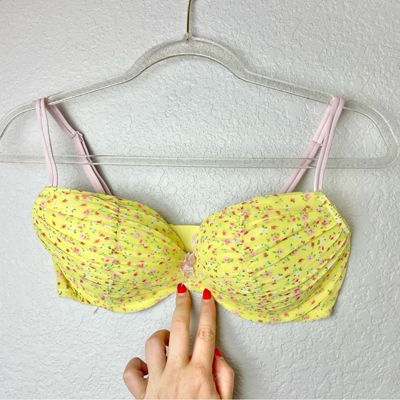 Victoria's Secret Butter Yellow and Pink Floral Bra Padded Demi Size 36D - Picture 1 of 9